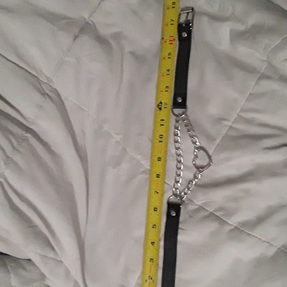 Goth Heart O-Ring Chain Choker - Picture 6 of 6